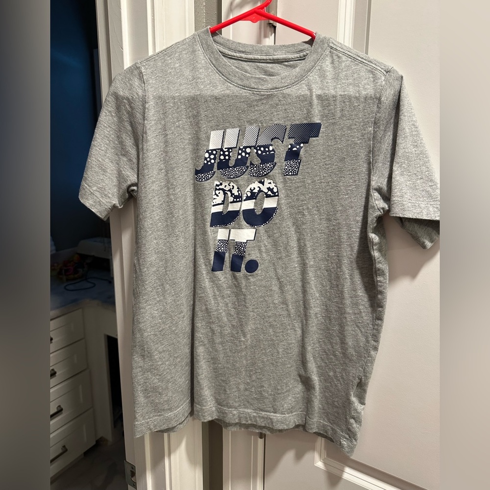 Nike T shirt
